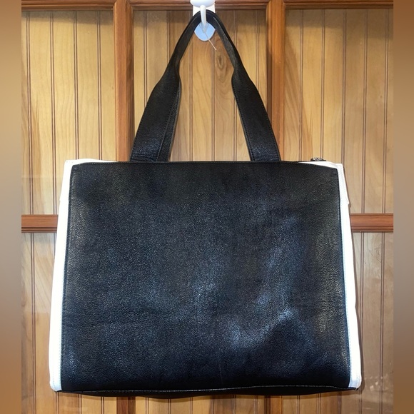 Calvin Klein Black and White Tote Bag - Picture 4 of 9
